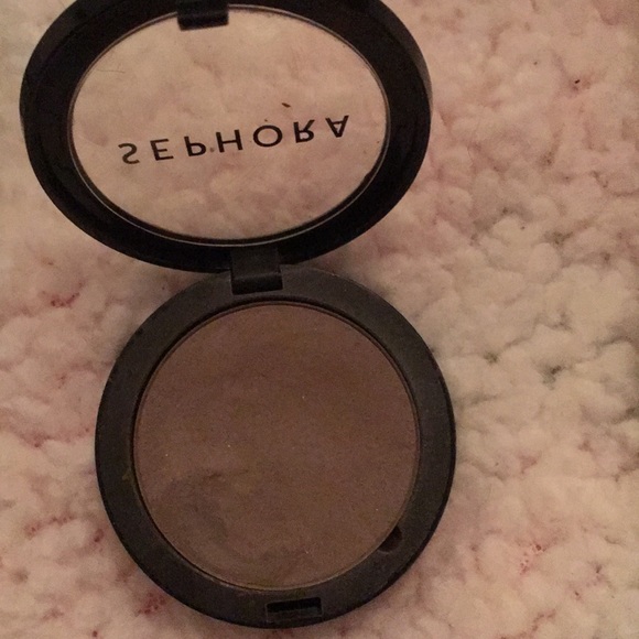 Eyeshadows - Picture 4 of 5